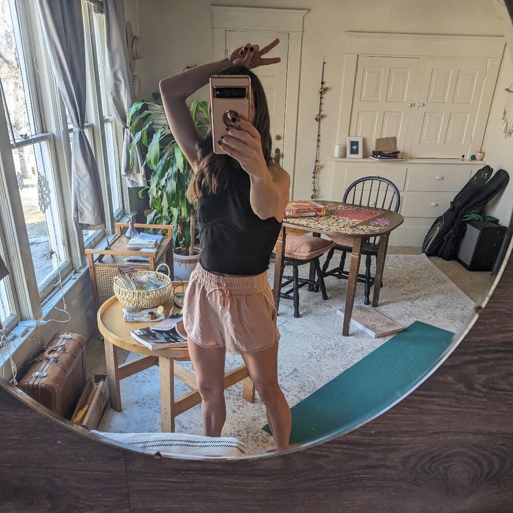 Meet your Posher, Georgina!